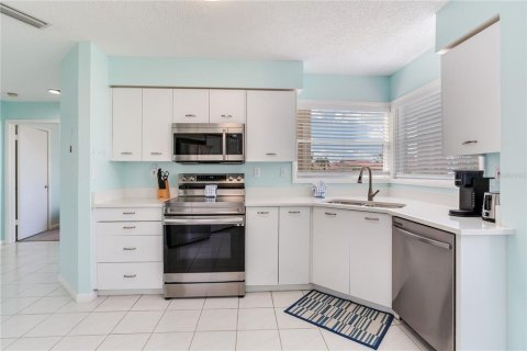 Condominio en venta en Saint Petersburg, Florida, 2 dormitorios, 99.41 m2 № 1687070 - foto 11