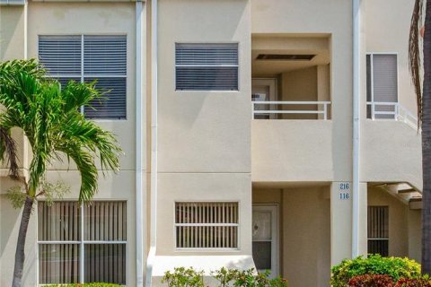 Condominio en venta en Saint Petersburg, Florida, 2 dormitorios, 99.41 m2 № 1687070 - foto 4