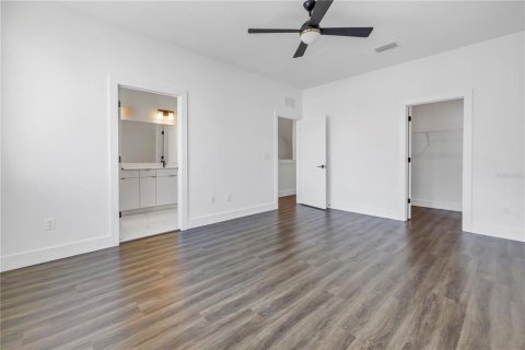 Adosado en venta en Saint Petersburg, Florida, 3 dormitorios, 195.56 m2 № 1838787 - foto 21
