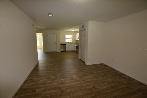 Appartement à louer à Winter Haven, Floride: 3 chambres, 96.62 m2 № 2306809 - photo 7
