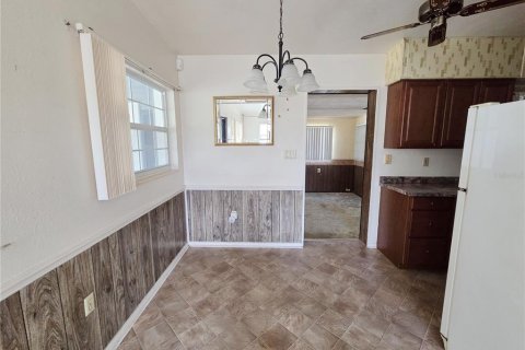 House in Bartow, Florida 3 bedrooms, 107.02 sq.m. № 2106531 - photo 7