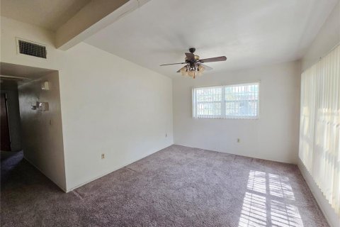 House in Bartow, Florida 3 bedrooms, 107.02 sq.m. № 2106531 - photo 3