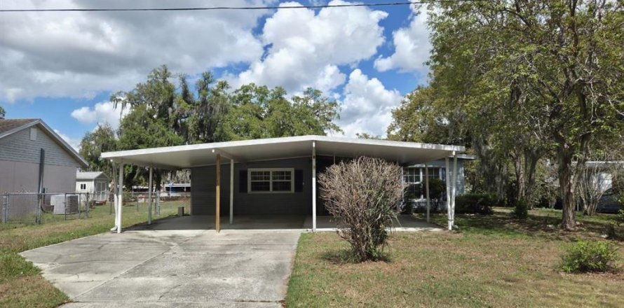 House in Bartow, Florida 3 bedrooms, 107.02 sq.m. № 2106531