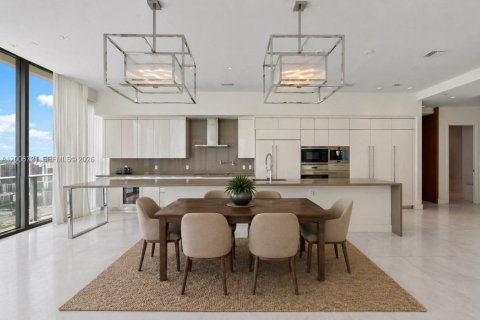 Copropriété à vendre à Sunny Isles Beach, Floride: 3 chambres, 310.29 m2 № 2075015 - photo 14