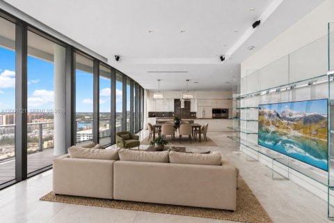 Copropriété à vendre à Sunny Isles Beach, Floride: 3 chambres, 310.29 m2 № 2075015 - photo 11