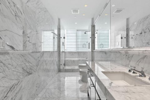 Copropriété à vendre à Sunny Isles Beach, Floride: 3 chambres, 310.29 m2 № 2075015 - photo 21