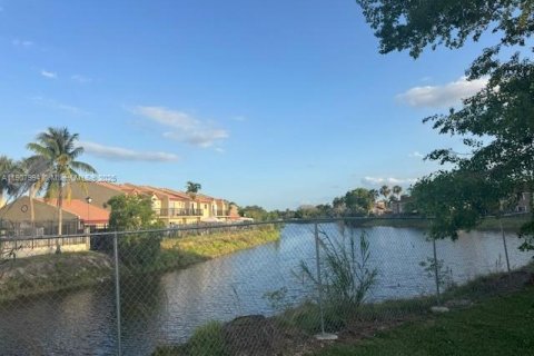 Condominio en venta en Miami, Florida, 2 dormitorios, 76.18 m2 № 1966521 - foto 5