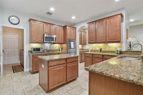 House in Tampa, Florida 4 bedrooms, 295.8 sq.m. № 1690191 - photo 26
