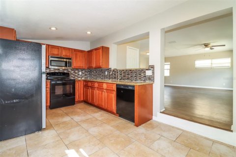 Villa ou maison à vendre à Saint Petersburg, Floride: 3 chambres, 159.98 m2 № 2114880 - photo 8