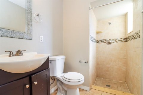 Villa ou maison à vendre à Saint Petersburg, Floride: 3 chambres, 159.98 m2 № 2114880 - photo 17