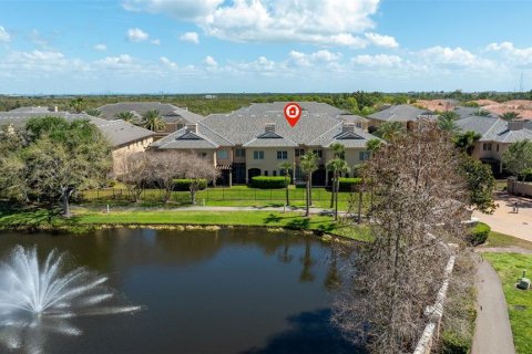 Townhouse in Saint Petersburg, Florida 3 bedrooms, 273.32 sq.m. № 2204881