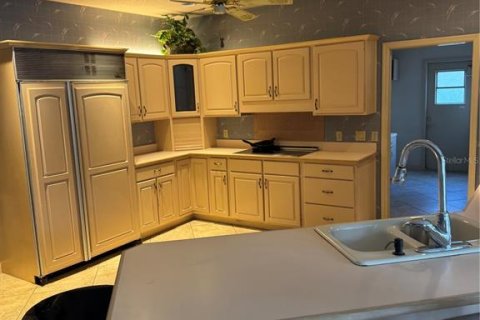 Casa en alquiler en Apopka, Florida, 4 dormitorios, 372.45 m2 № 1919175 - foto 21