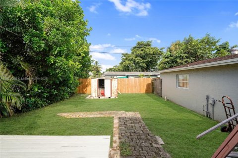 Купить виллу или дом в Холливуд, Флорида 3 спальни, 128.58м2, № 1928356 - фото 8