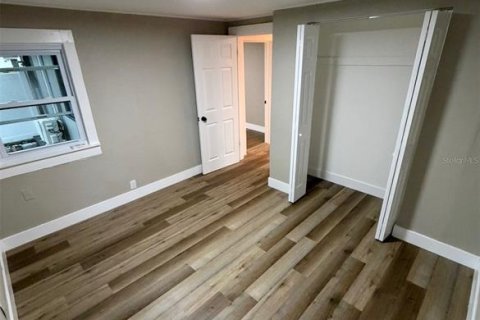 Villa ou maison à vendre à Tampa, Floride: 2 chambres, 70.23 m2 № 2226243 - photo 10