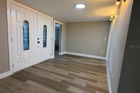Villa ou maison à vendre à Tampa, Floride: 2 chambres, 70.23 m2 № 2226243 - photo 2