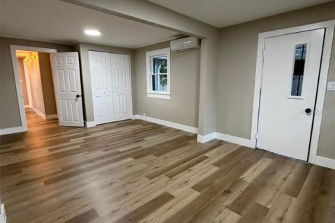 Villa ou maison à vendre à Tampa, Floride: 2 chambres, 70.23 m2 № 2226243 - photo 14
