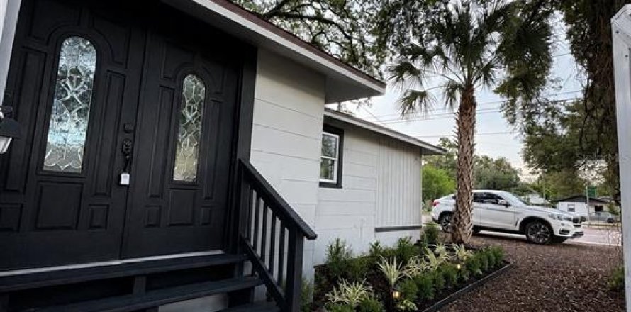 Villa ou maison à Tampa, Floride 2 chambres, 70.23 m2 № 2226243