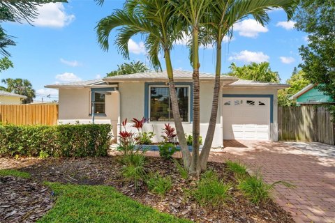 Villa ou maison à Saint Pete Beach, Floride 2 chambres, 80.45 m2 № 2103061