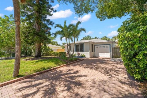 Casa en alquiler en Saint Pete Beach, Florida, 2 dormitorios, 80.45 m2 № 2103061 - foto 3