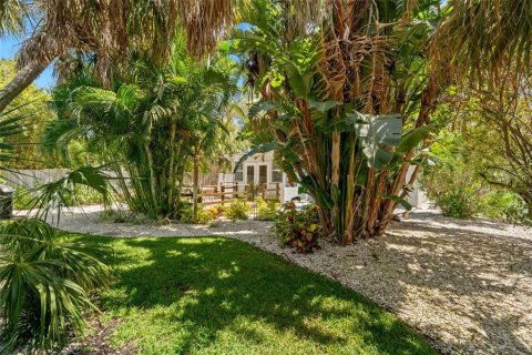 Casa en alquiler en Saint Pete Beach, Florida, 2 dormitorios, 80.45 m2 № 2103061 - foto 19