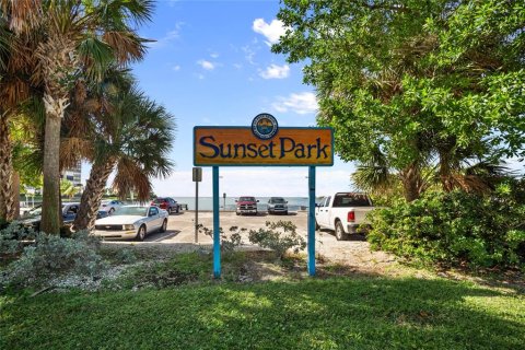Casa en alquiler en Saint Pete Beach, Florida, 2 dormitorios, 80.45 m2 № 2103061 - foto 27