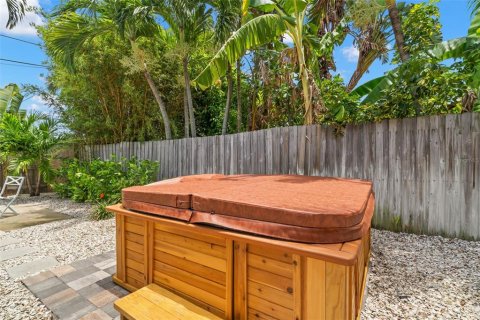 Casa en alquiler en Saint Pete Beach, Florida, 2 dormitorios, 80.45 m2 № 2103061 - foto 5