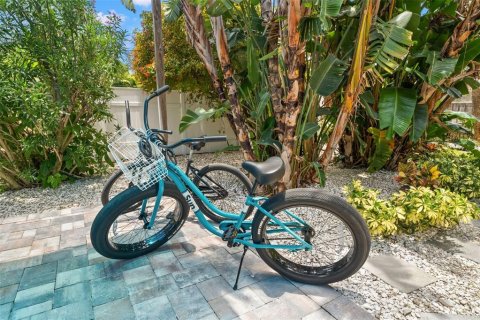Casa en alquiler en Saint Pete Beach, Florida, 2 dormitorios, 80.45 m2 № 2103061 - foto 18