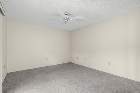 Villa ou maison à louer à Sarasota, Floride: 2 chambres, 99.68 m2 № 2429623 - photo 9