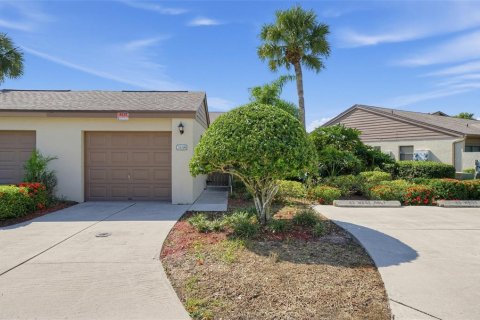 Villa ou maison à louer à Sarasota, Floride: 2 chambres, 99.68 m2 № 2429623 - photo 18