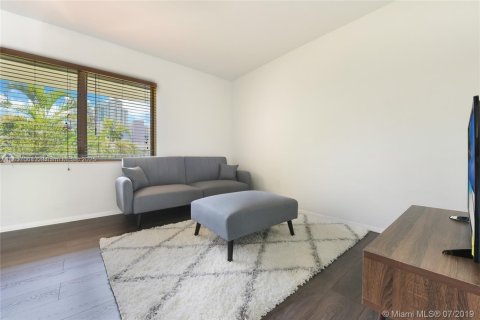 Copropriété à louer à Miami Beach, Floride: 1 chambre, 39.02 m2 № 1889033 - photo 4