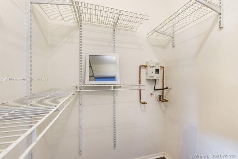 Copropriété à louer à Miami Beach, Floride: 1 chambre, 39.02 m2 № 1889033 - photo 7