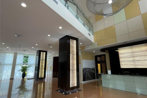 Condominio en alquiler en Aventura, Florida, 1 dormitorio, 70.05 m2 № 2049183 - foto 3