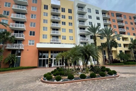 Condominio en Aventura, Florida, 1 dormitorio  № 2049183