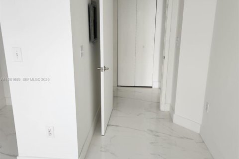 Condominio en alquiler en Aventura, Florida, 1 dormitorio, 70.05 m2 № 2049183 - foto 8