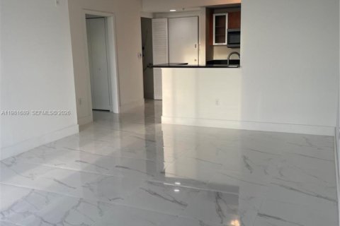 Condominio en alquiler en Aventura, Florida, 1 dormitorio, 70.05 m2 № 2049183 - foto 9