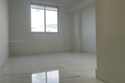 Condominio en alquiler en Aventura, Florida, 1 dormitorio, 70.05 m2 № 2049183 - foto 11