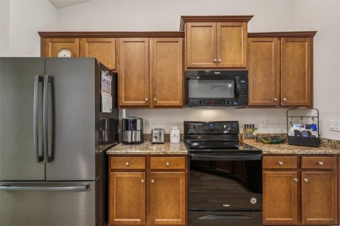 House in Fruitland Park, Florida 4 bedrooms, 168.52 sq.m. № 1870297 - photo 16