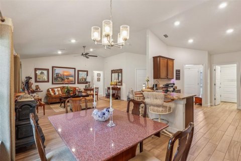 House in Fruitland Park, Florida 4 bedrooms, 168.52 sq.m. № 1870297 - photo 11