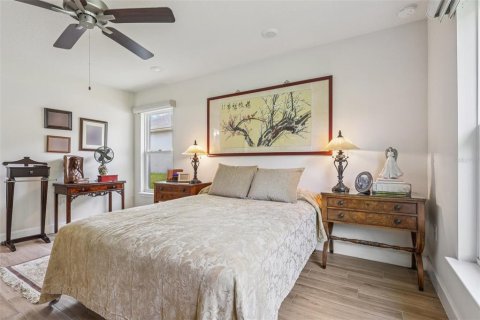 House in Fruitland Park, Florida 4 bedrooms, 168.52 sq.m. № 1870297 - photo 19