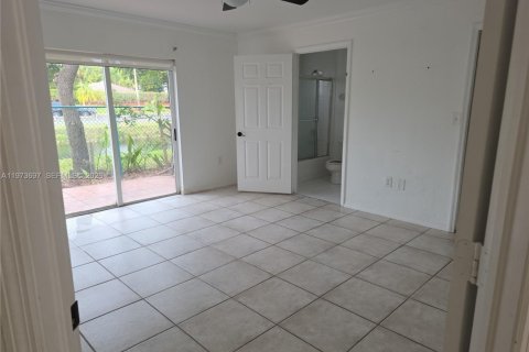 Copropriété à vendre à Doral, Floride: 3 chambres, 119.84 m2 № 2033963 - photo 8