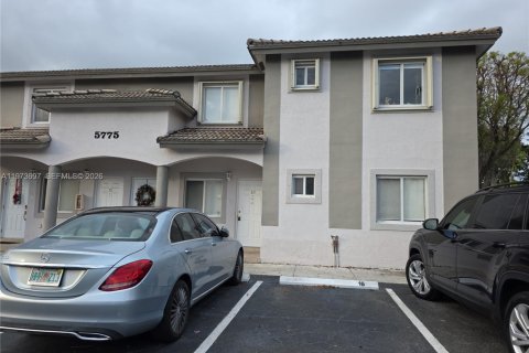 Condo à Doral, Floride, 3 chambres  № 2033963