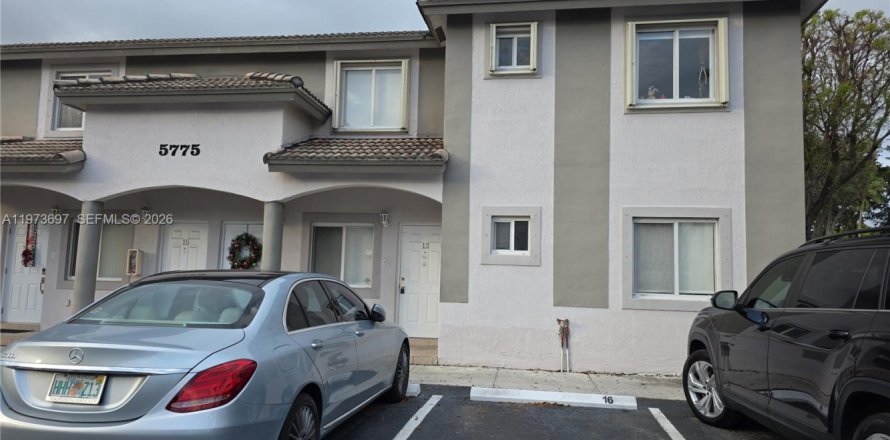 Condo à Doral, Floride, 3 chambres  № 2033963