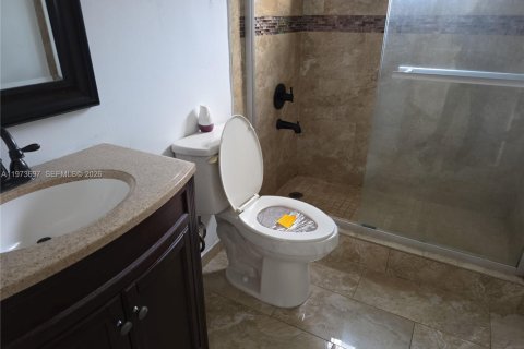 Copropriété à vendre à Doral, Floride: 3 chambres, 119.84 m2 № 2033963 - photo 5