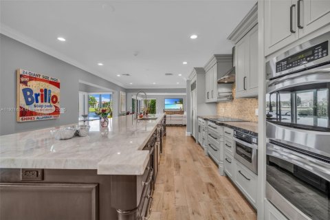 Купить виллу или дом в Холливуд, Флорида 6 спален, 617.89м2, № 1977101 - фото 18