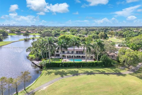 Купить виллу или дом в Холливуд, Флорида 6 спален, 617.89м2, № 1977101 - фото 3