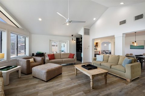 House in Bradenton, Florida 4 bedrooms, 205.13 sq.m. № 2167067 - photo 21