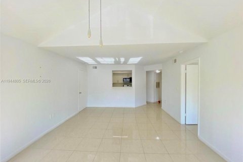 Apartamento en Miami, Florida 2 dormitorios, 97.83 m2 № 2060141