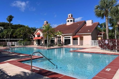 Apartamento en alquiler en Miami, Florida, 2 dormitorios, 97.83 m2 № 2060141 - foto 20