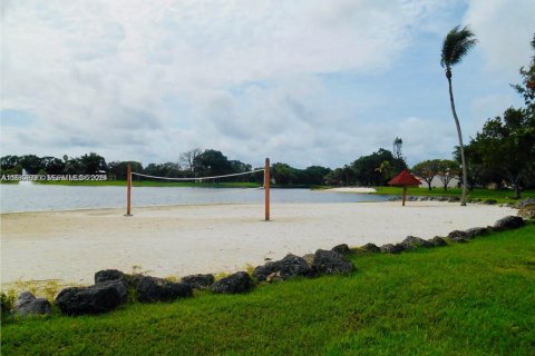 Apartamento en alquiler en Miami, Florida, 2 dormitorios, 97.83 m2 № 2060141 - foto 19