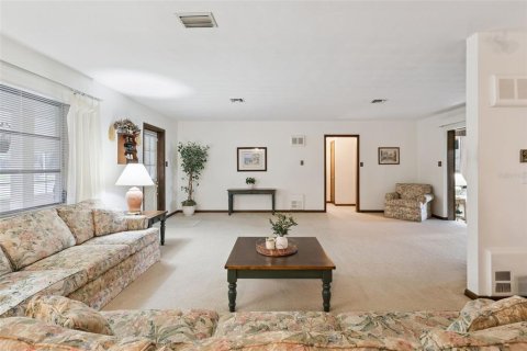 Casa en venta en Belleview, Florida, 3 dormitorios, 238.39 m2 № 2318678 - foto 12